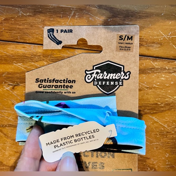 NWT protection sleeves for gardening, biking or running. Easy on and off. - Picture 6 of 6